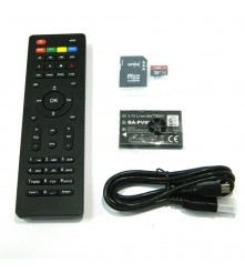 Uz spy kameru dolazi s SD kartica od 16 GB te USB kabel